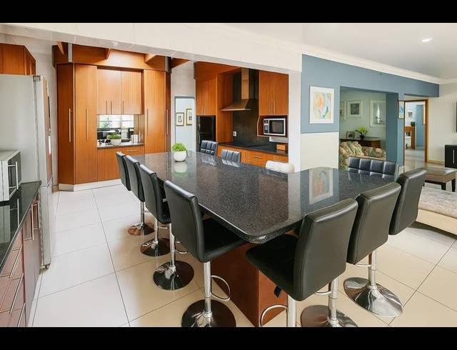 5 BEDROOM HOUSE FOR SALE IN WIERDA PARK